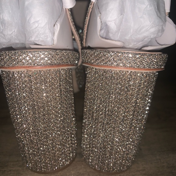 NIB LOEFFLER RANDALL CAMELLIA CHAMPAGNE PLEATED BOW ROUND HEEL - Picture 7 of 11